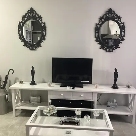 Maria Y Juan Con Garaje Apartment