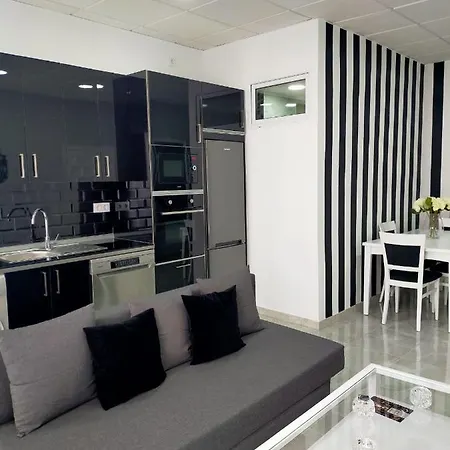 Maria Y Juan Con Garaje Apartament